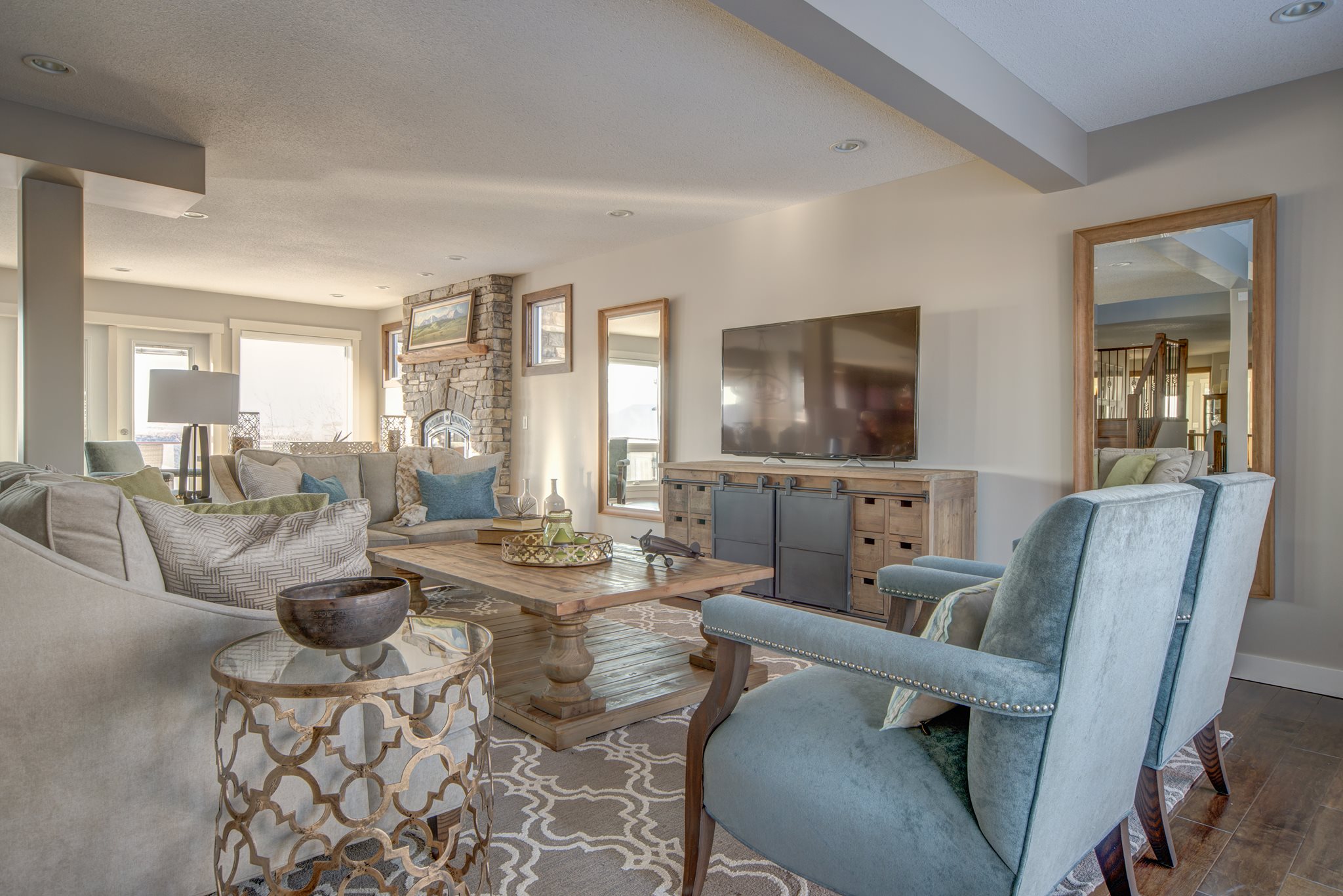 Decorating Den Interiors - Deanna Kovach & Janice Hinzman Dover ...