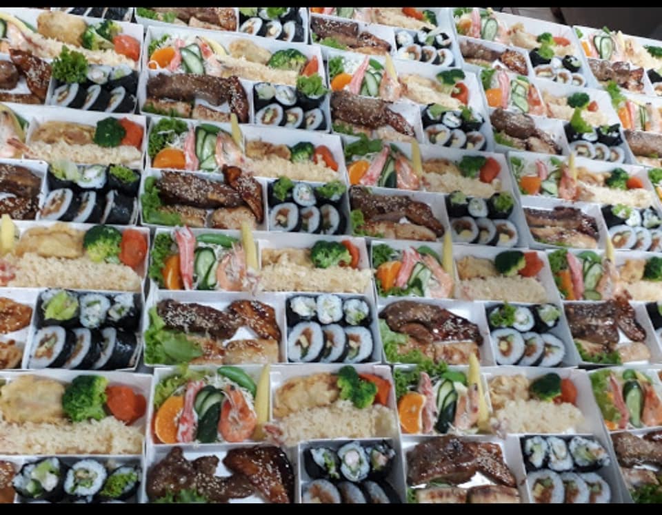 富屋日本料理 200元便當 歡迎團體預訂 也可單買 Facebook