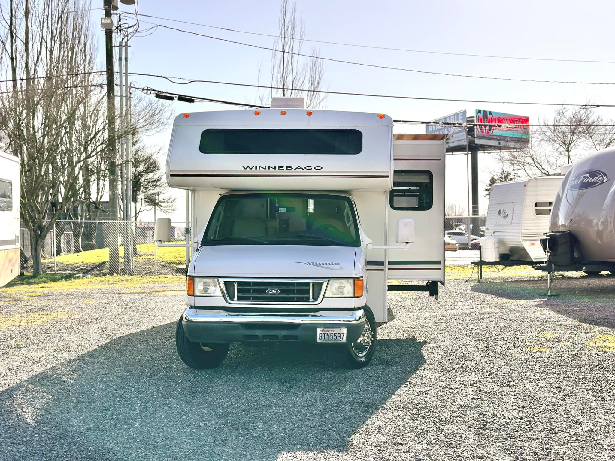 Pacific Northwest RVS &... - Pacific Northwest RVS & Trucks