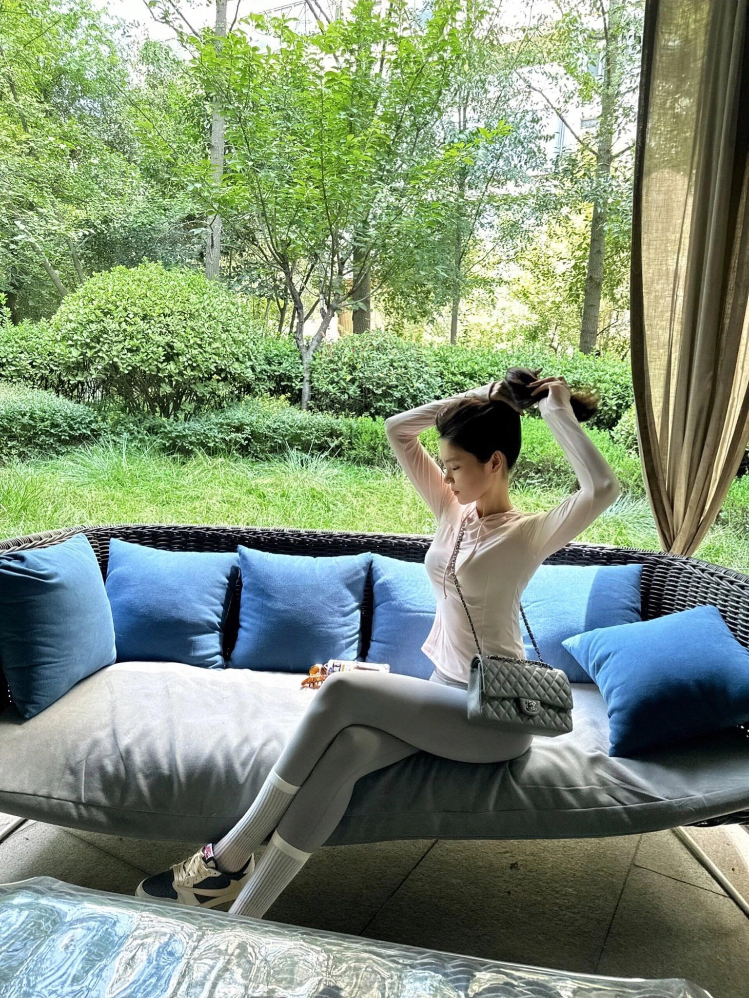 李欣