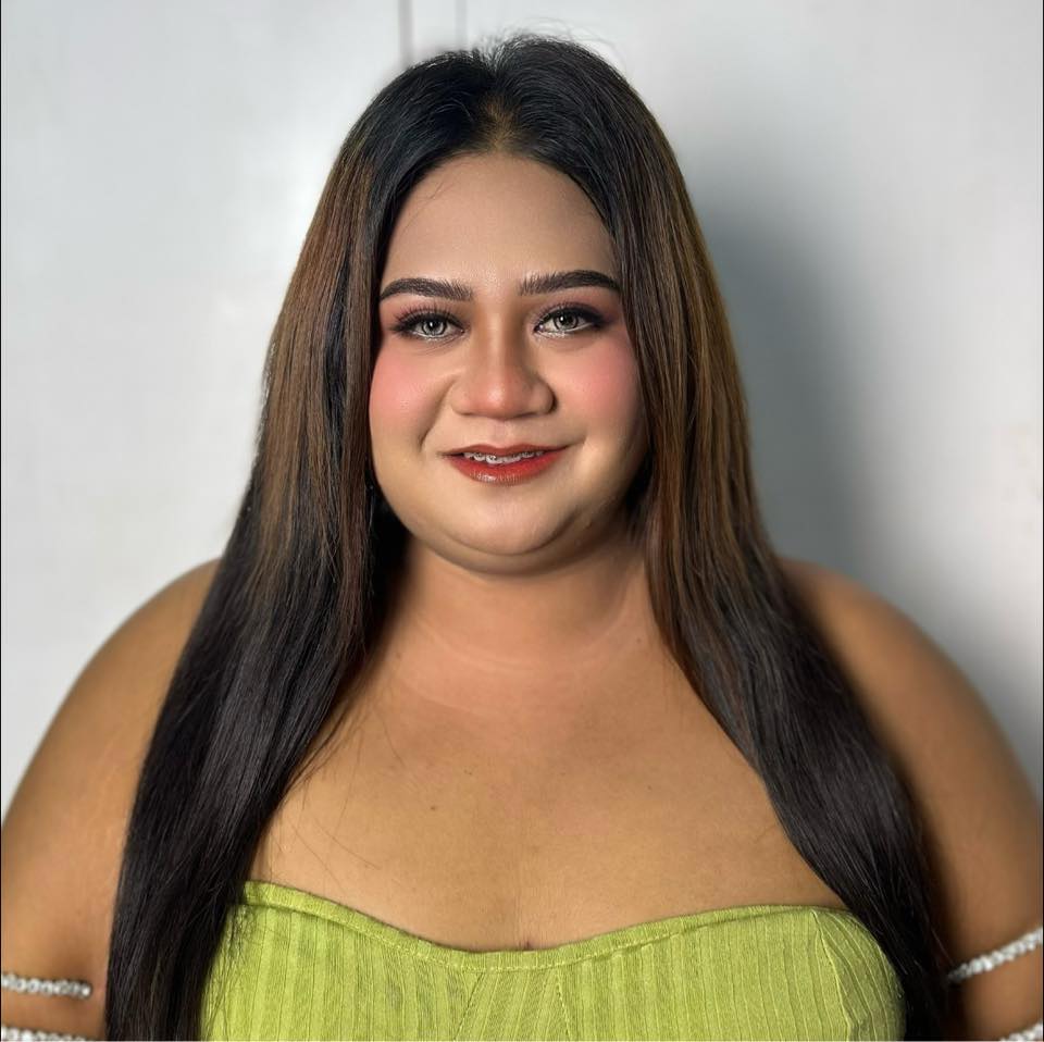 She’s not just pretty; she’s iconic. 💋 - Reymark L. Ramos