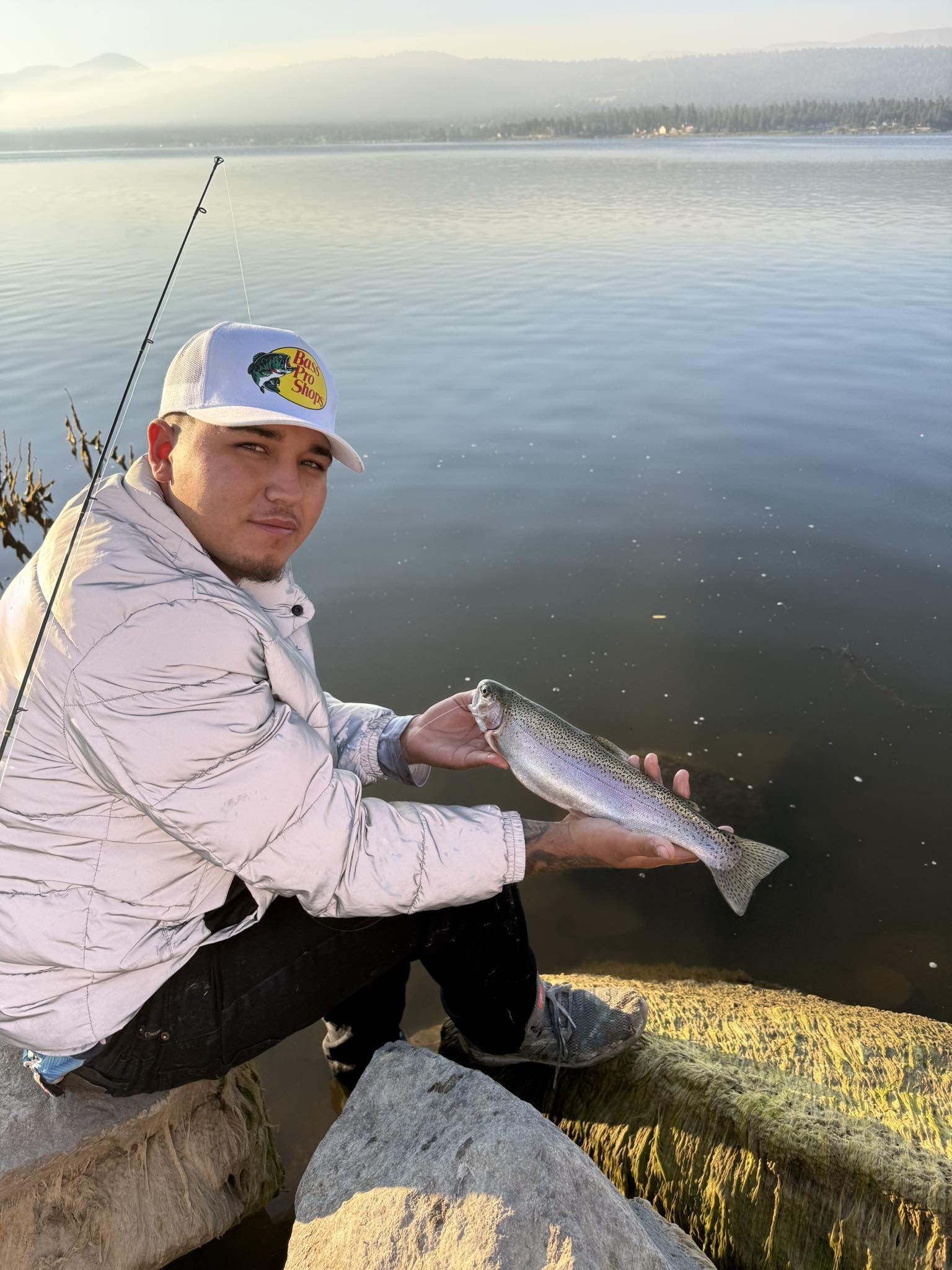 How Many Fishing Rods Per Person in California: A Complete Guide