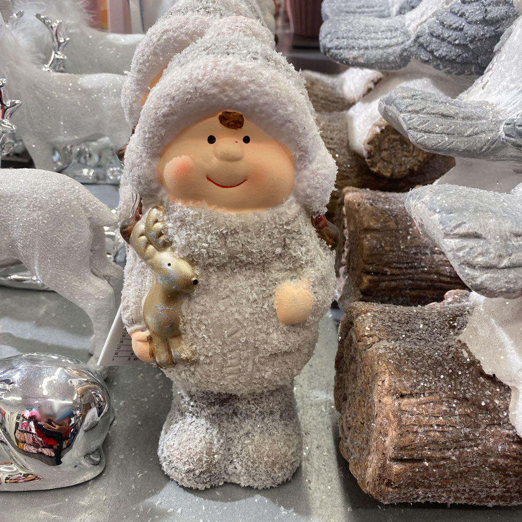 ❄️ Winterliche Figuren ❄️ In unserer Filiale haben sich viele kleine Highlights versteckt