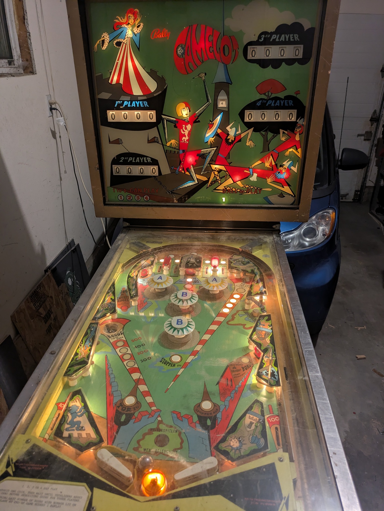 I am Coca Cola collector. I recived this pinball machine as a Xmas