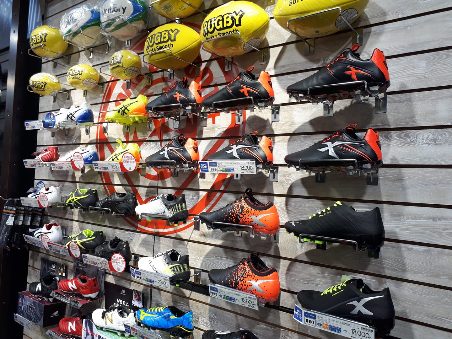 ご要望の多い #XBLADES のラグビースパイクが増えました‼️😆 ただ、数
