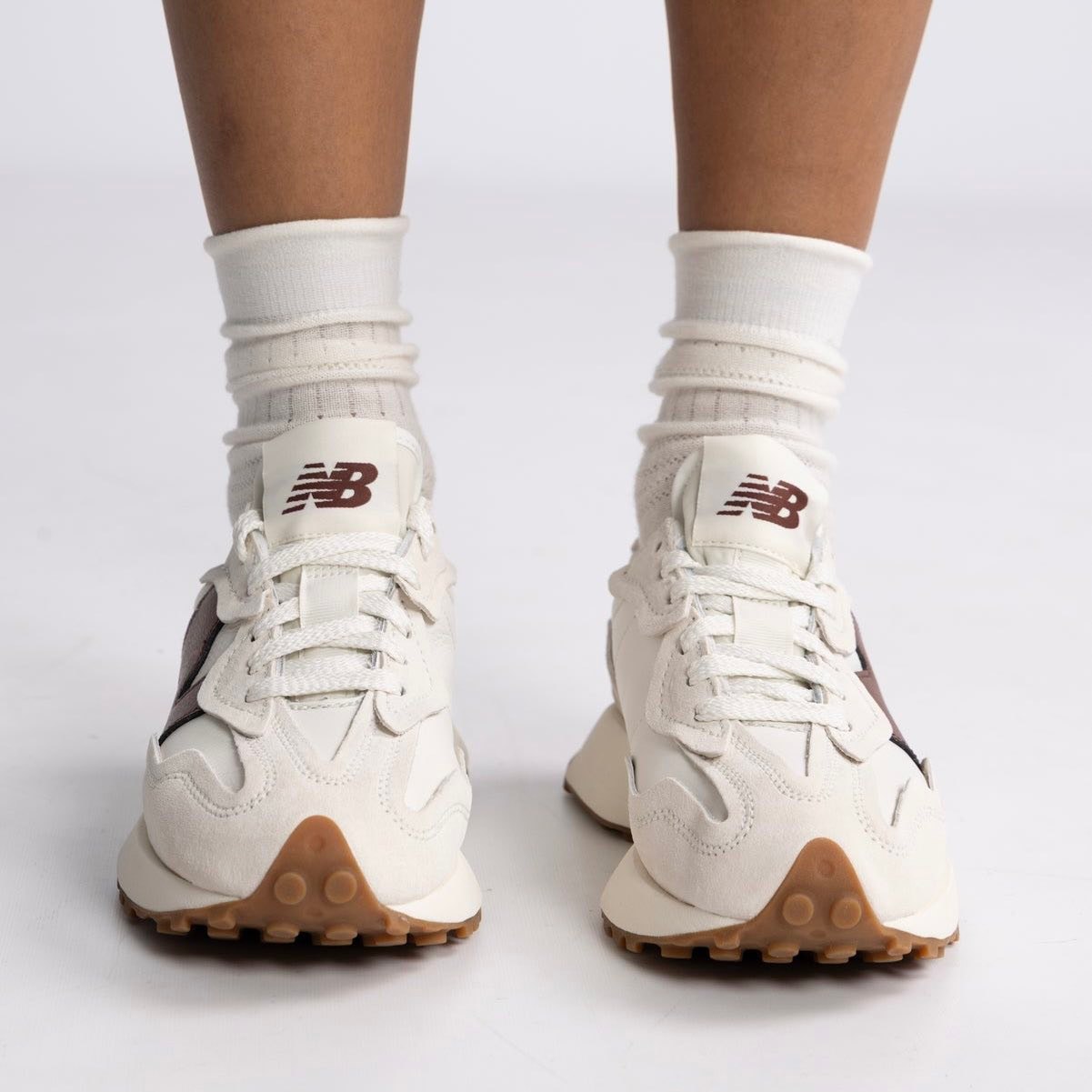 New Balance 204L in Timberwolf with linen Limited slots!! Reserve 