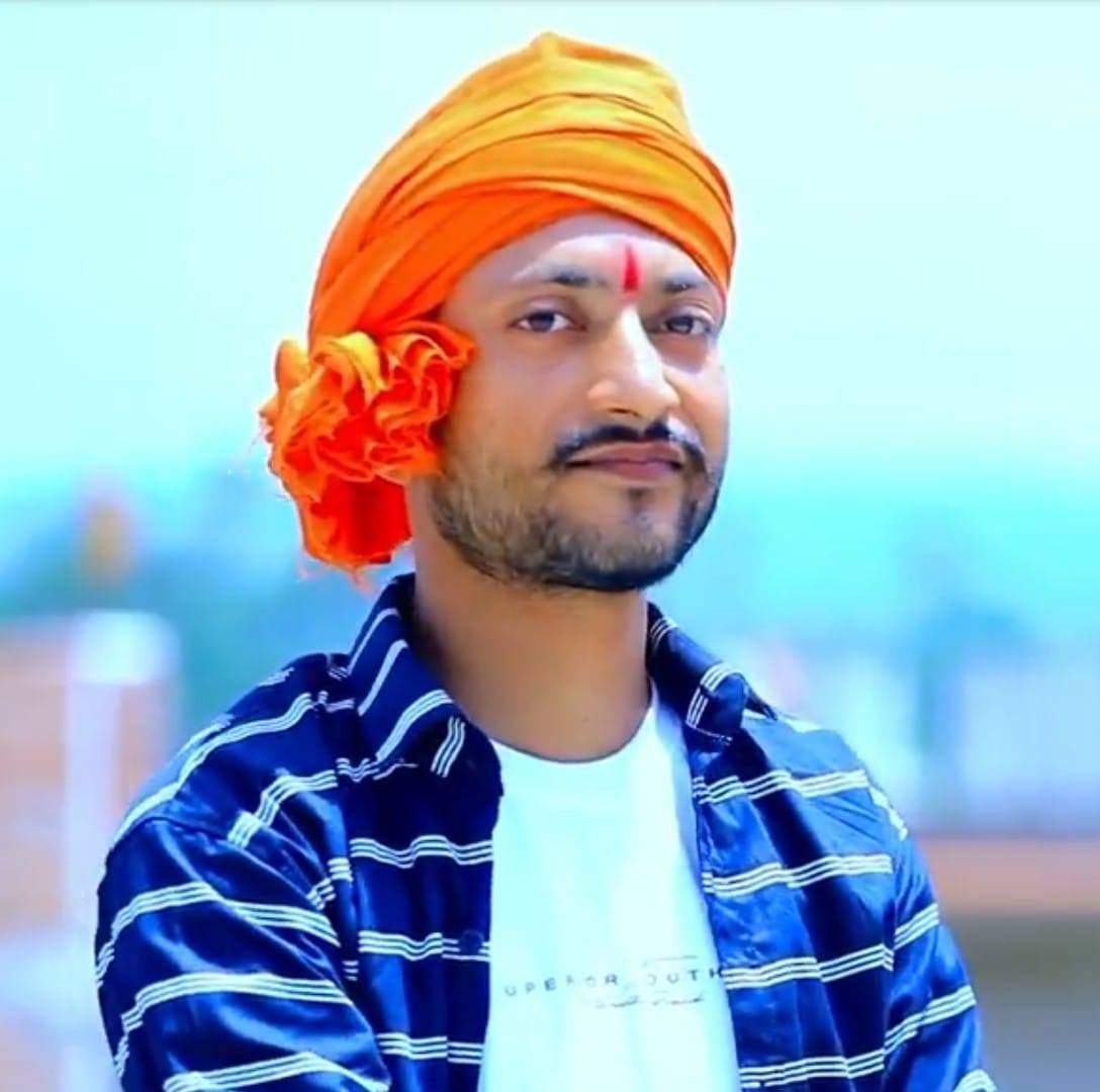 Singer Ravi Rohtasi