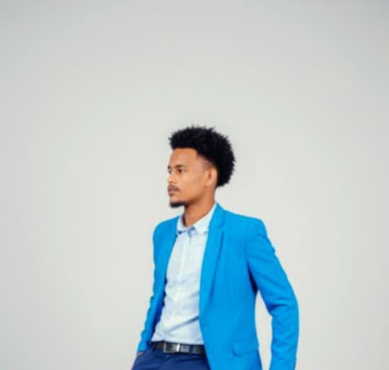Singer Bayane Rata
