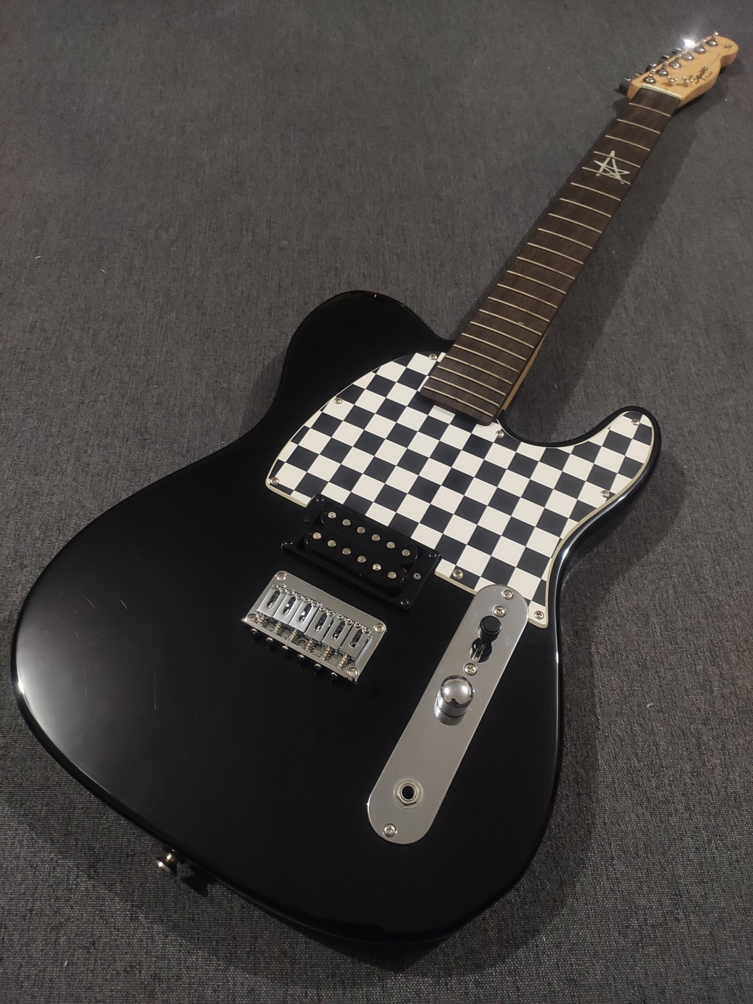 For Sale! Squier Avril Lavigne Signature Telecaster Like new with