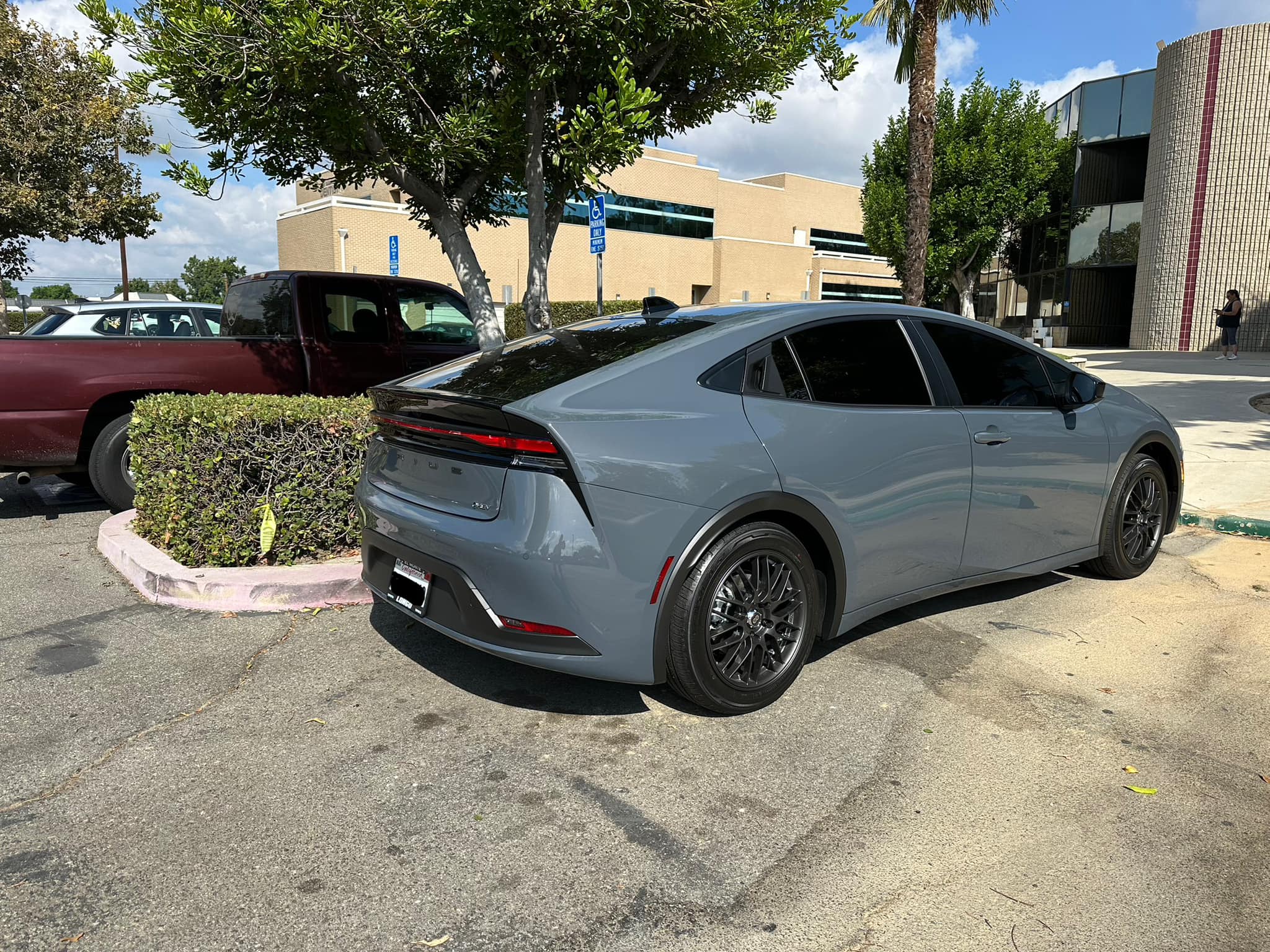 New Enkei EKM3 wheels 17x7 with stock tires