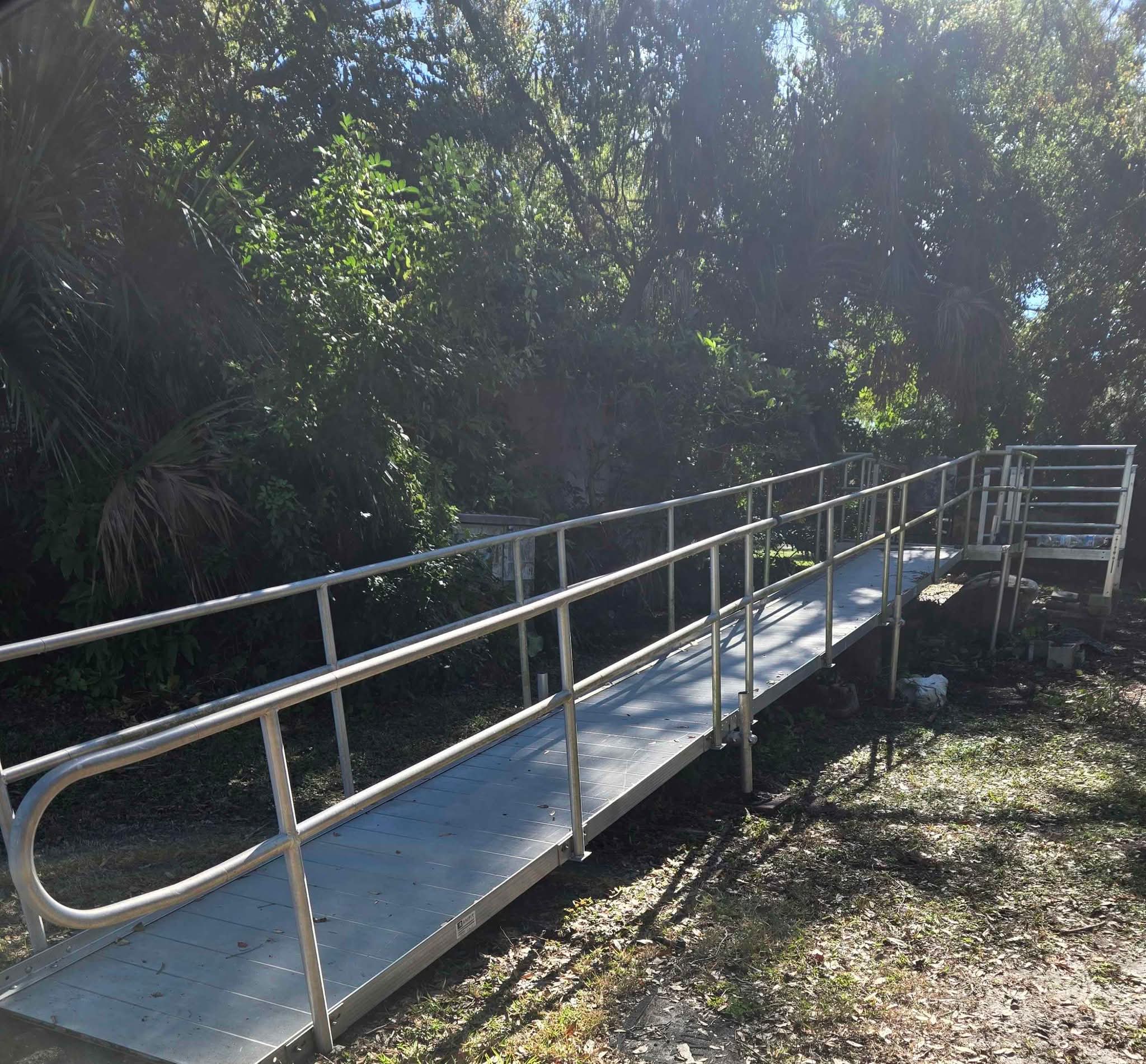 Handicap Aluminum 30 ft plus 17ft includes 3 landings 2 4x5 and 1 5x5 ...