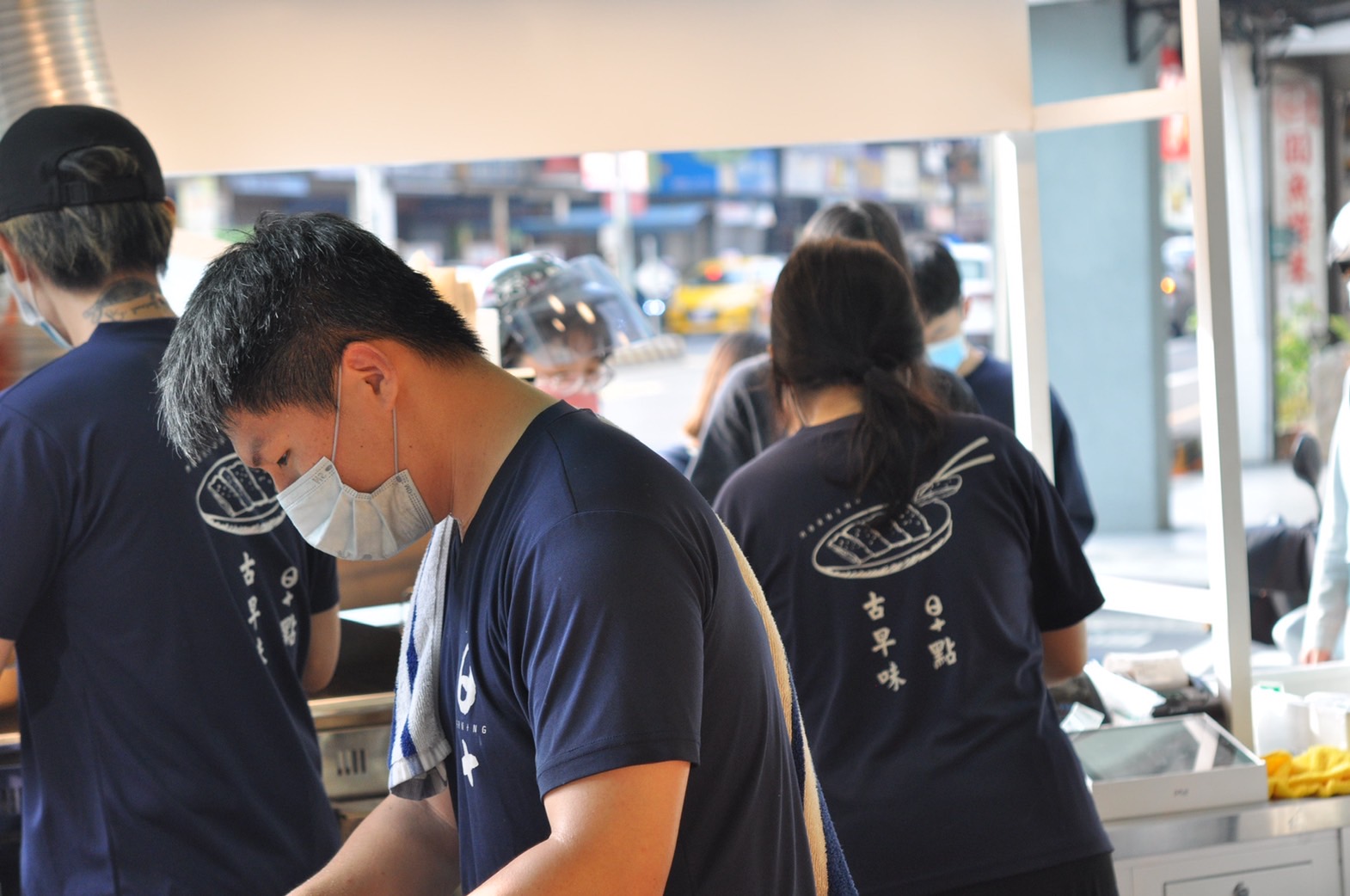 日十。早午食彰化中興店 - // Good Morning 日 常｜隨 筆 01. 那個年代，要的不多。...