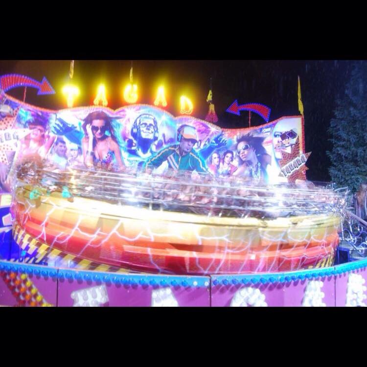 Fun Fairs UK - 'Atmosphere Creator' Waltzer - Albert Evans (On Ride ...