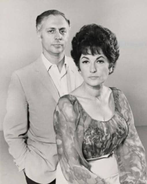 The Golden Girls Page | wow look her real life Stan | Facebook