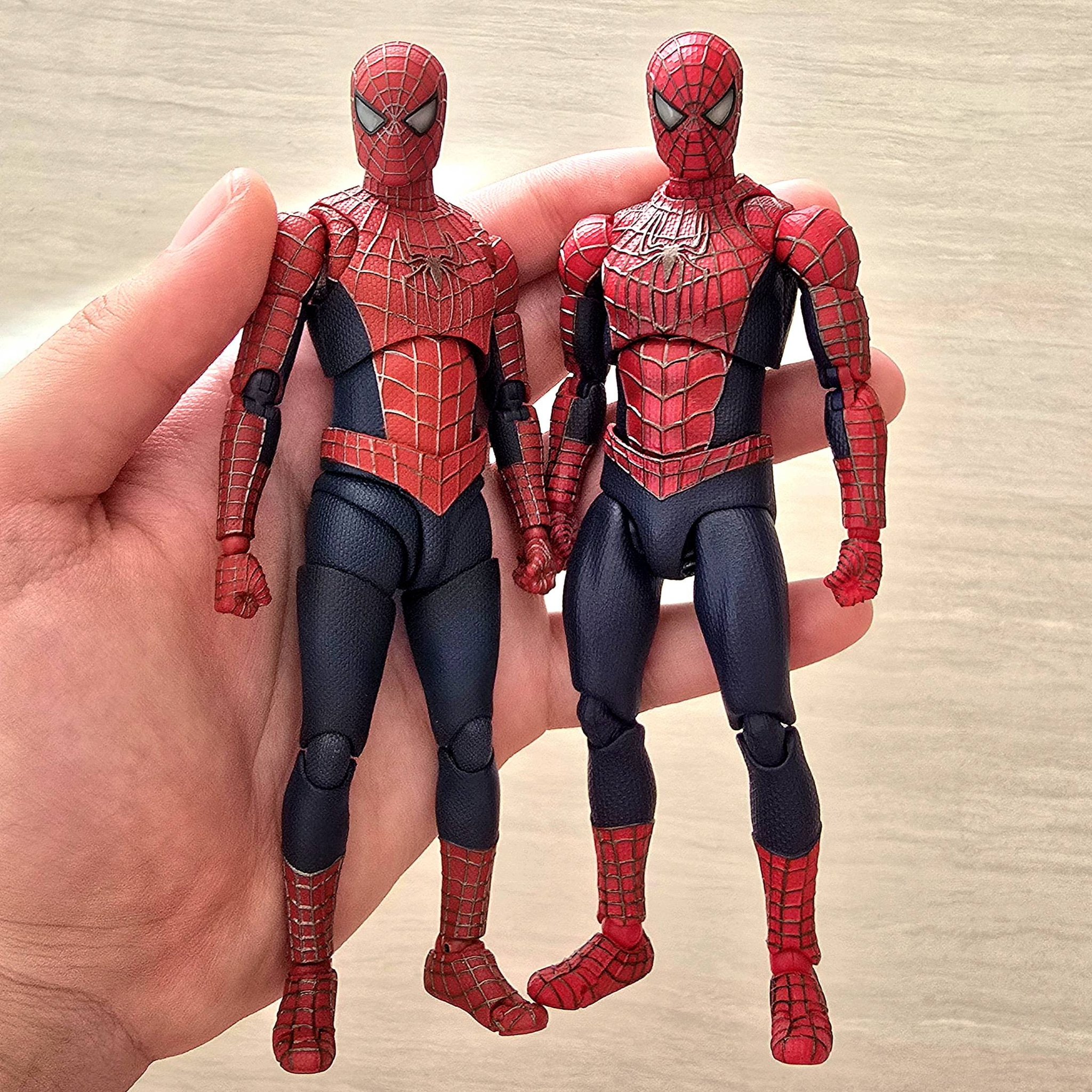 Shf/mafex ur friendly neighborhood spiderman