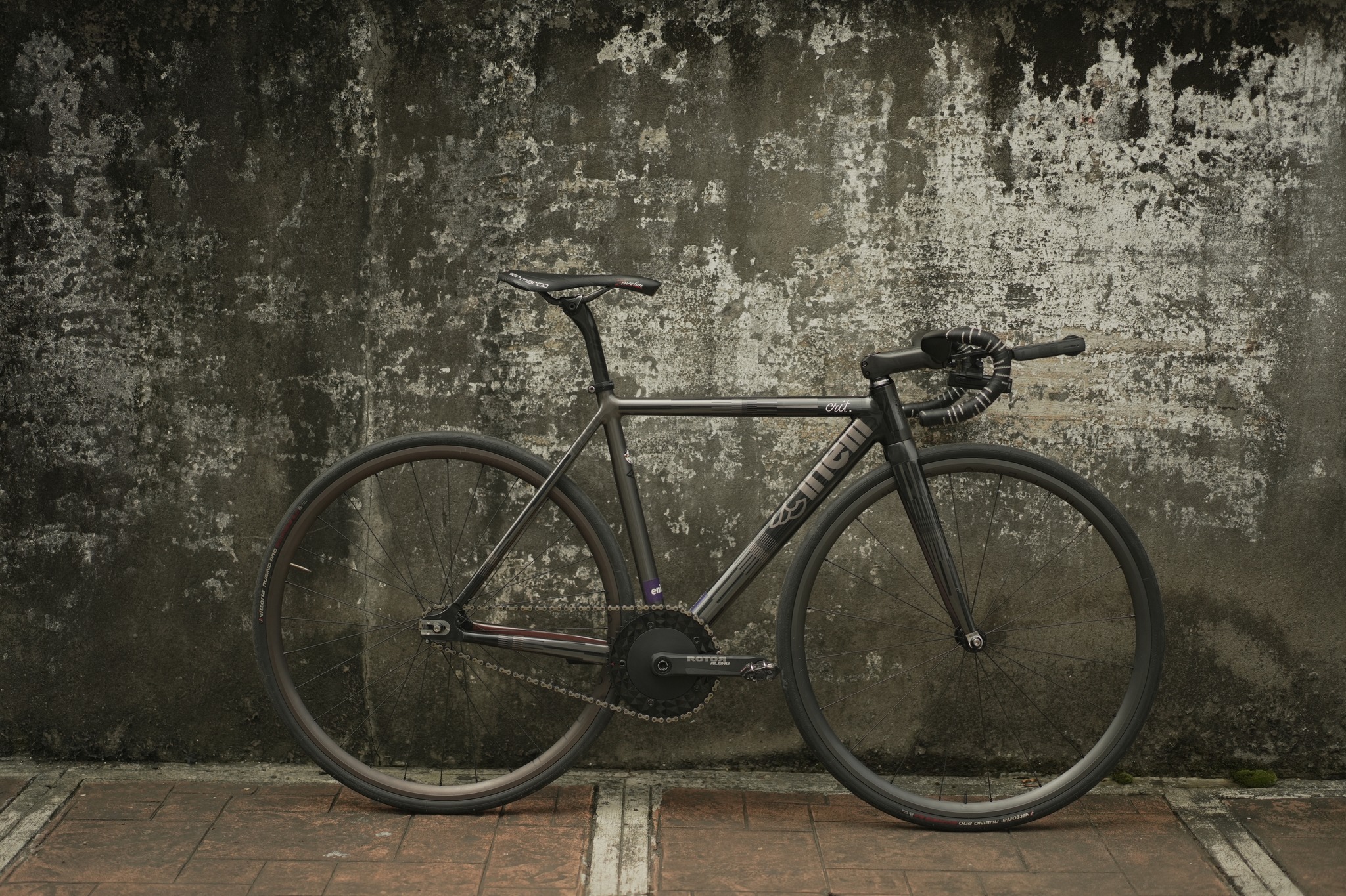 Will a Cinelli Mash Parallax fit a 56cm frame?