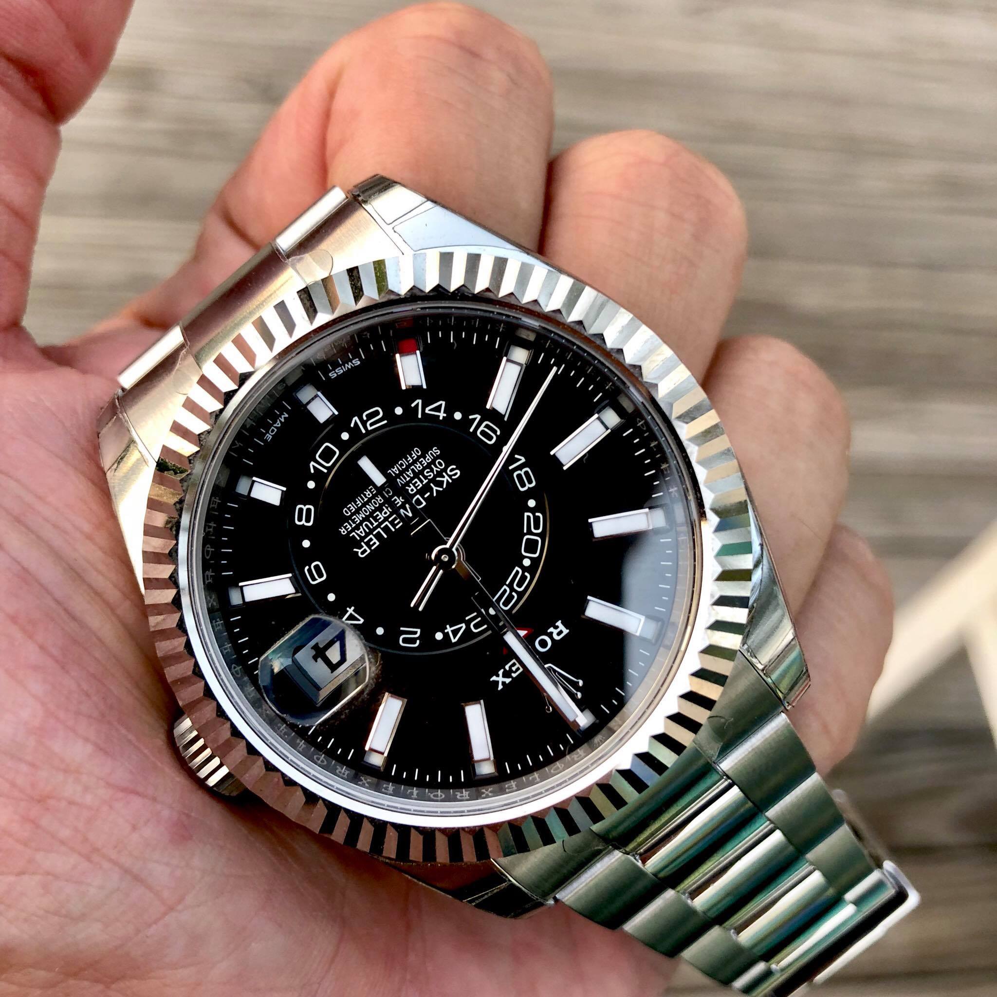 Rolex SKY Dweller... - นาฬิกามือสอง ของแท้ by Radium | Facebook