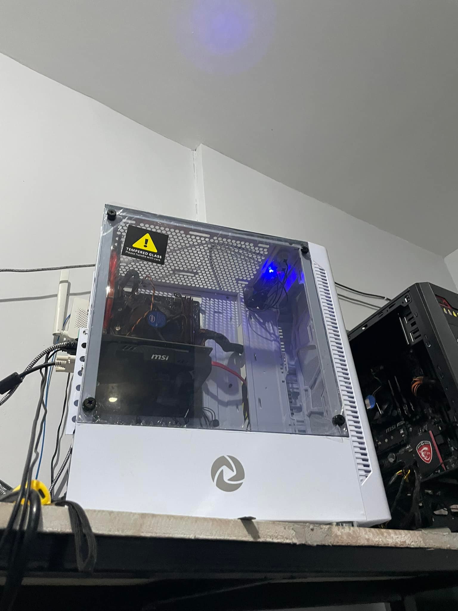 System Unit only Intel core i5 9400F Os:win11 pro Ssd:240 GB HDD 
