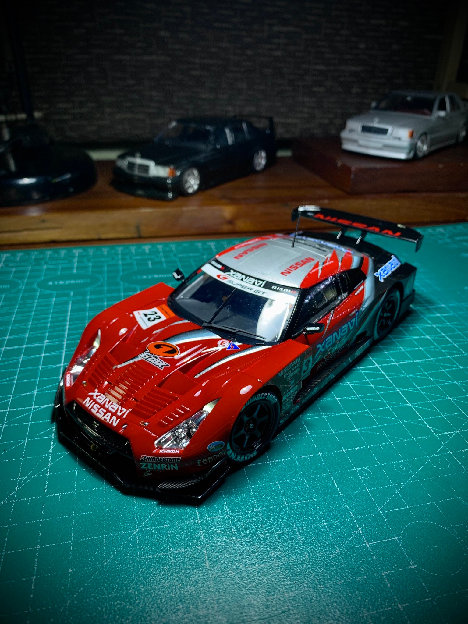 Tamiya 1/24th scale R35 GT-R Xanavi Nismo GT-R model kit build