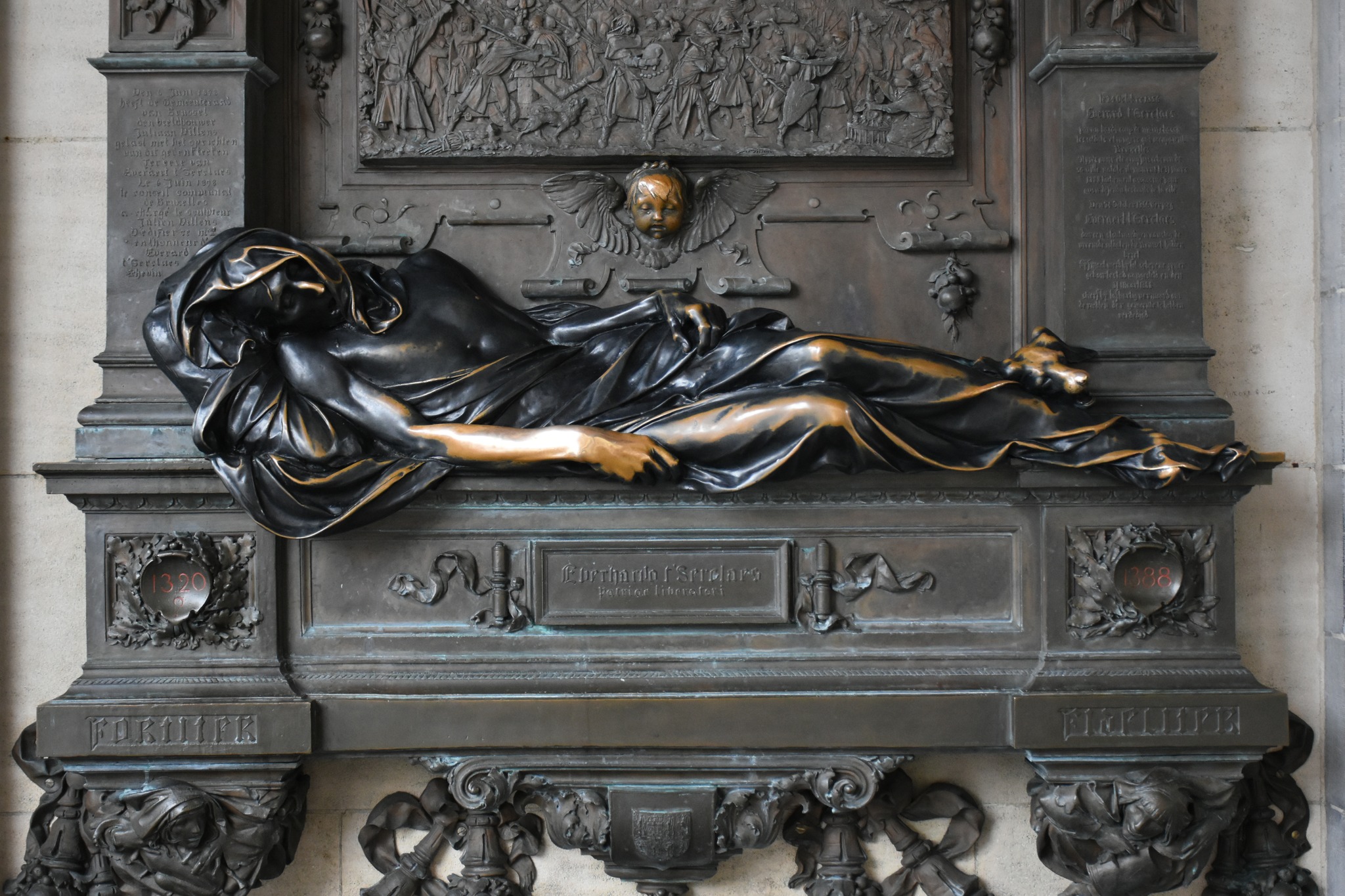 La statue porte-bonheur de t'Serclaes, sculpture d'un Bruxellois