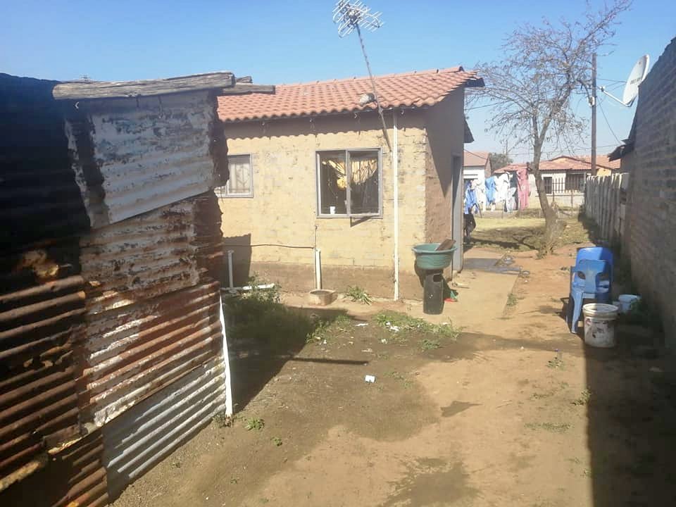 Rdp house for sale in Etwatwa - Property For Sale - Daveyton, Gauteng ...