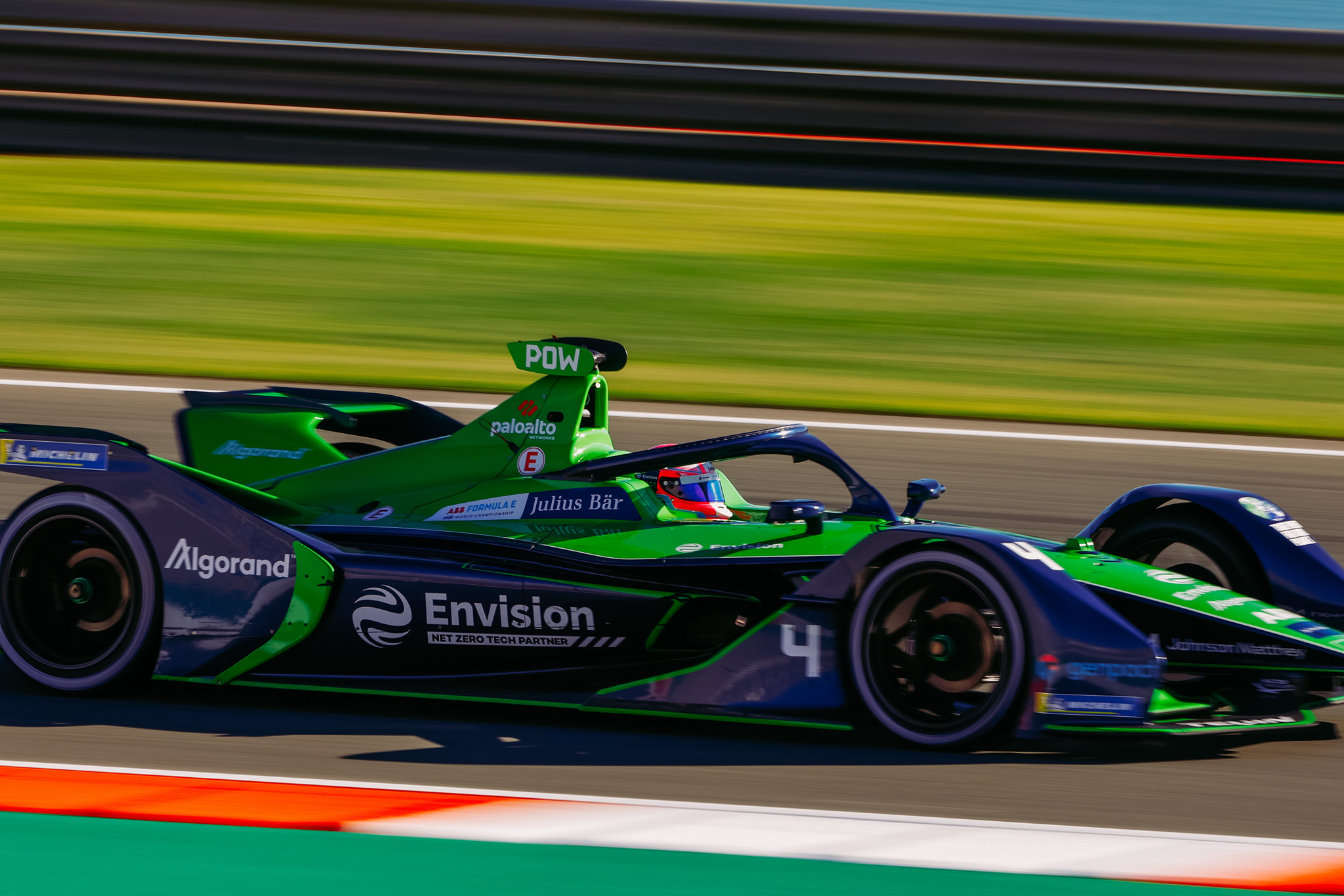 British Women Racing... - British Women Racing Drivers' Club