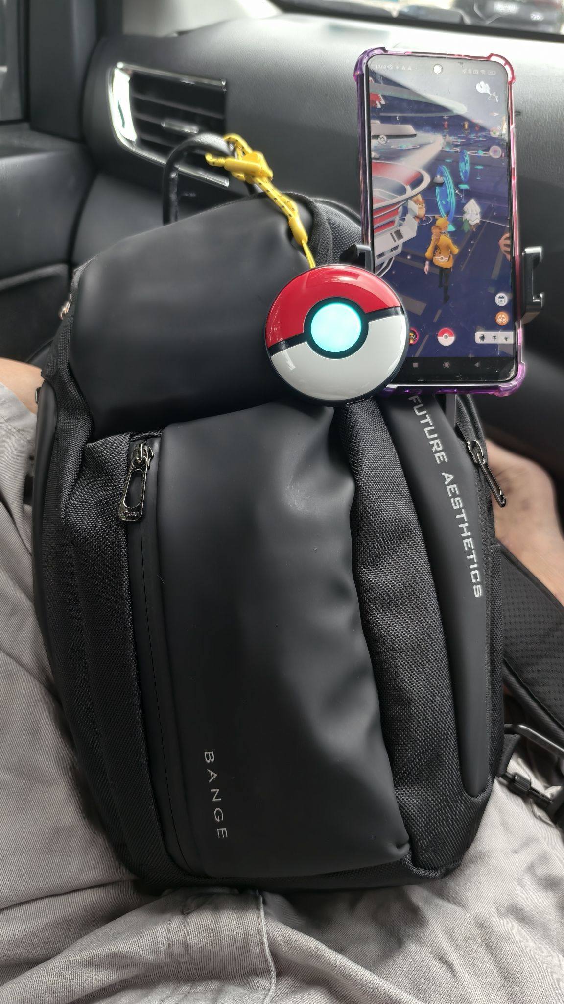 Upgraded with PokemonGo Plus+ +TY JTURE AESTHETICS ្រ E 4 ด