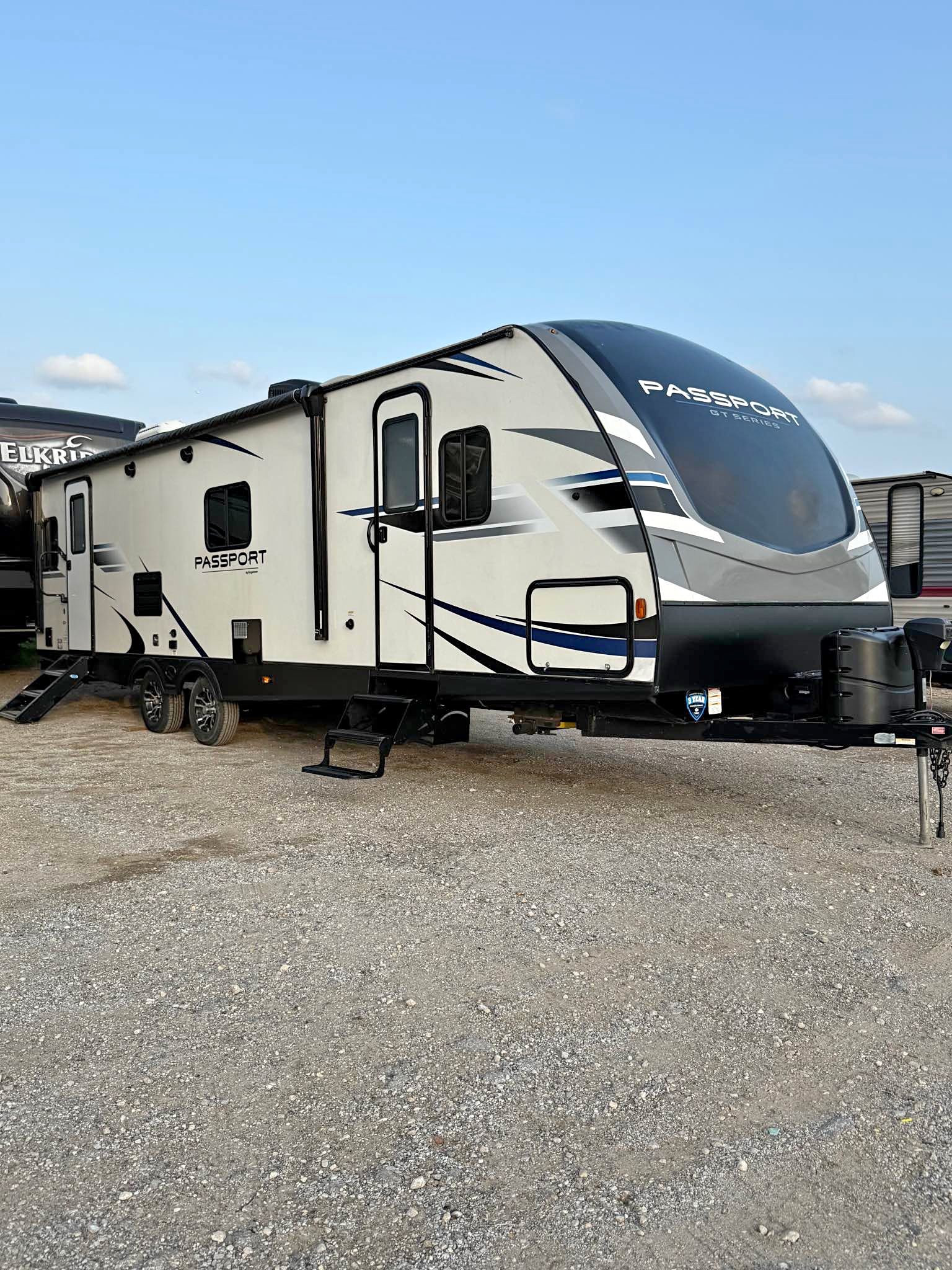 2020 KEYSTONE PASSPORT GRAND TOURING 33FT LONG RV 50AMP 1 SUPER SLIDE ...