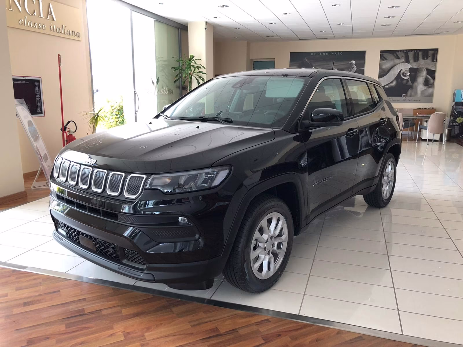 🚗New compass 2021, 1.6 MJt 120 Cv Longitude 💥Jeep® torna con una gamma ...