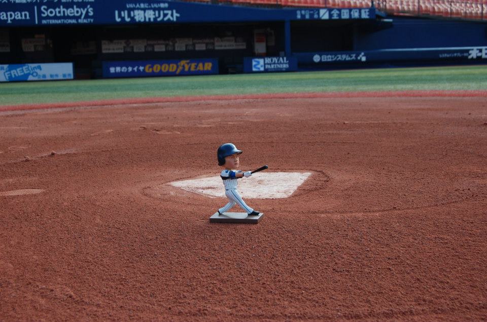 横浜DeNAベイスターズ - 8月11日から選手ボブルヘッド付きチケットが