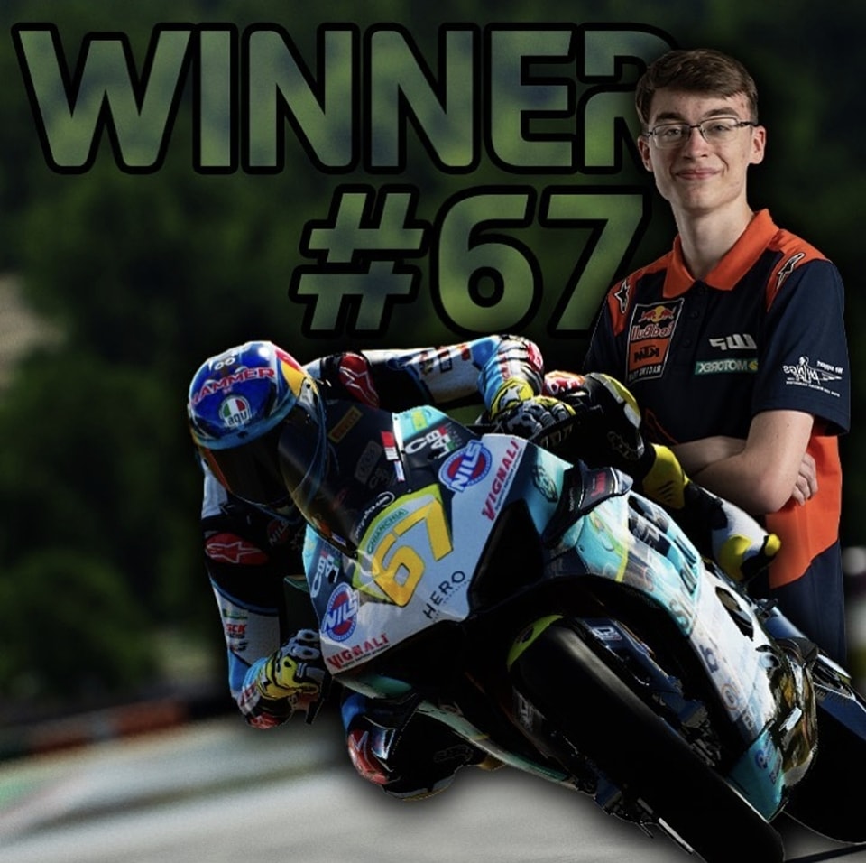 RACE 1 WINNER 🏆 Debise puts the @zxmoto_official on top