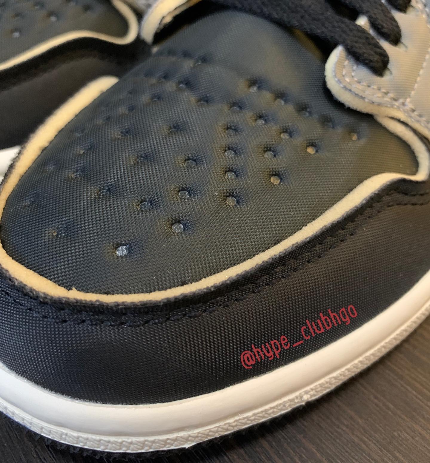 JORDAN 1 LOW 