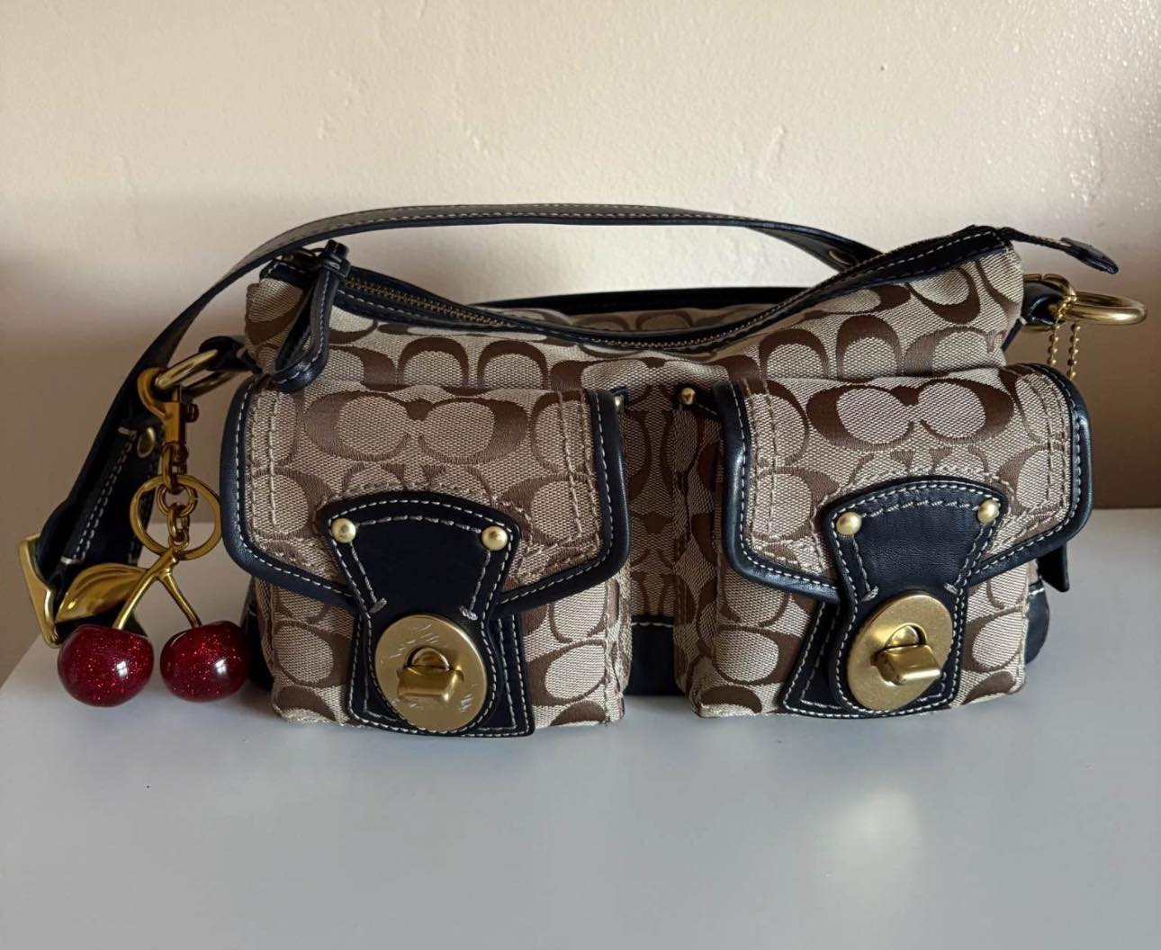 Does anyone have the Legacy tote 7574 in brown or black for sale?