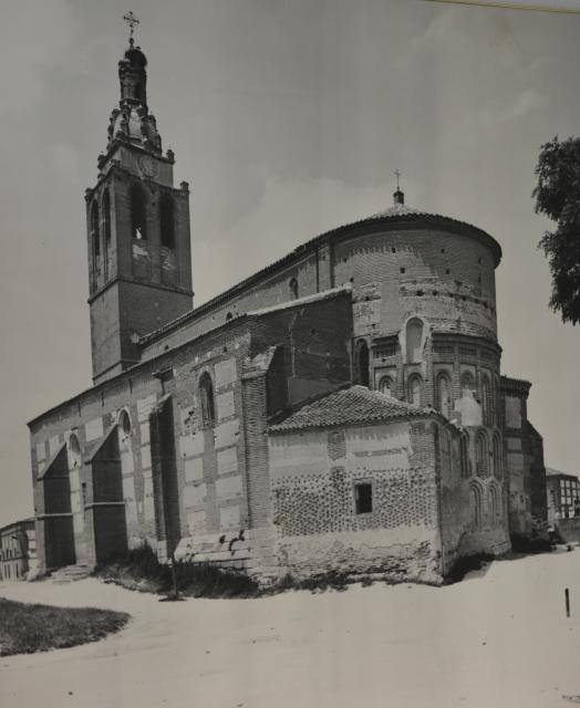 Rágama (Lugares y personajes)