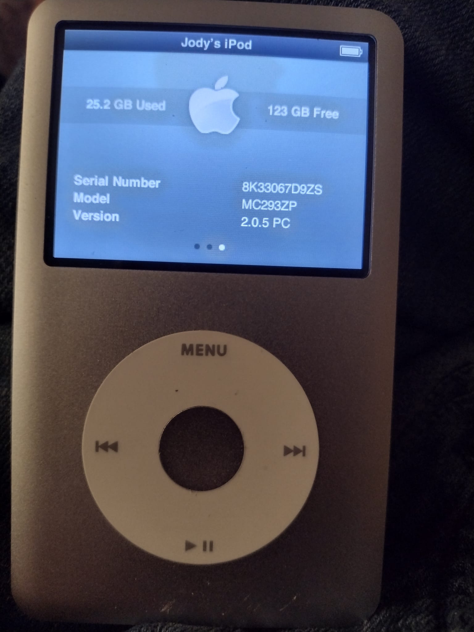 How to identify iPod Classic generations by serial number or features?