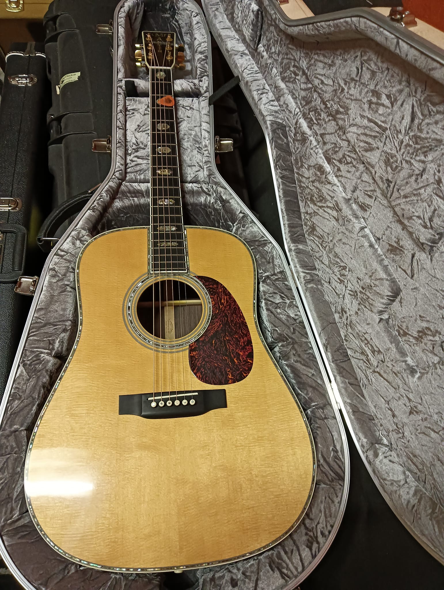 Martin D-15M should come with hard shell case