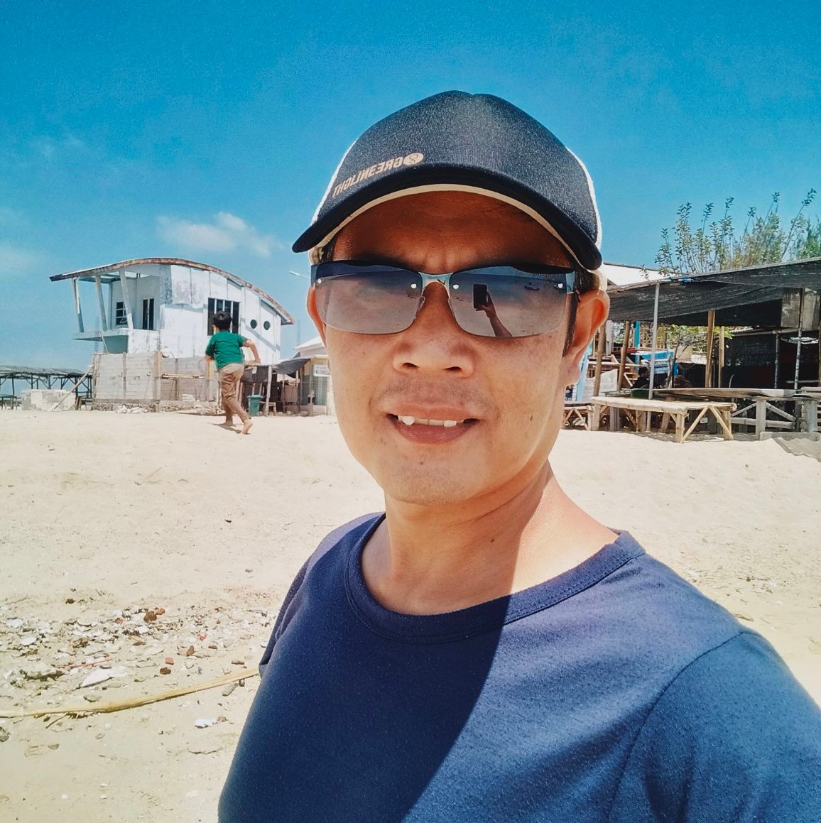 Ahmad Roni