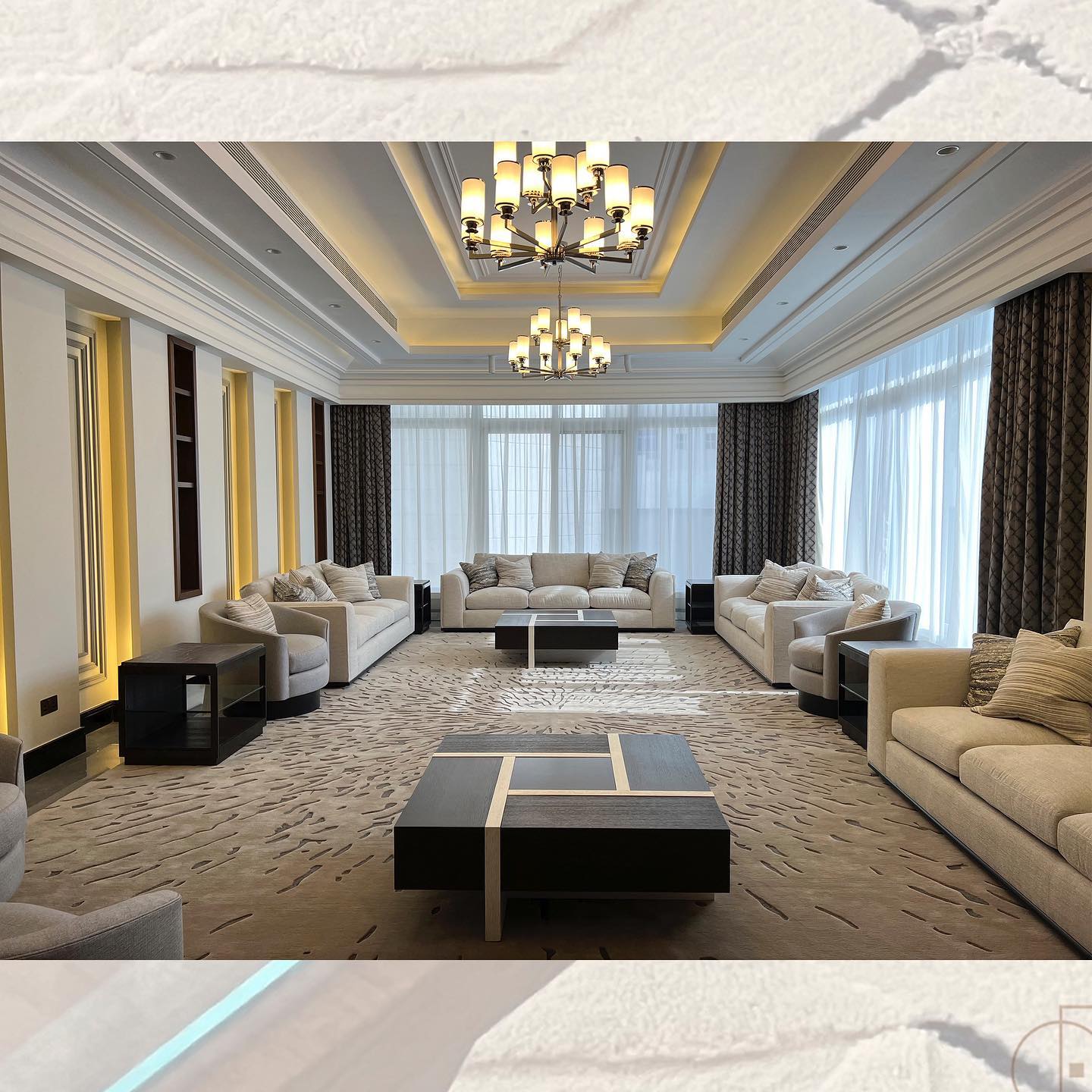 This modern Men’s Majlis in Abu... - ZUMA Design Consultants