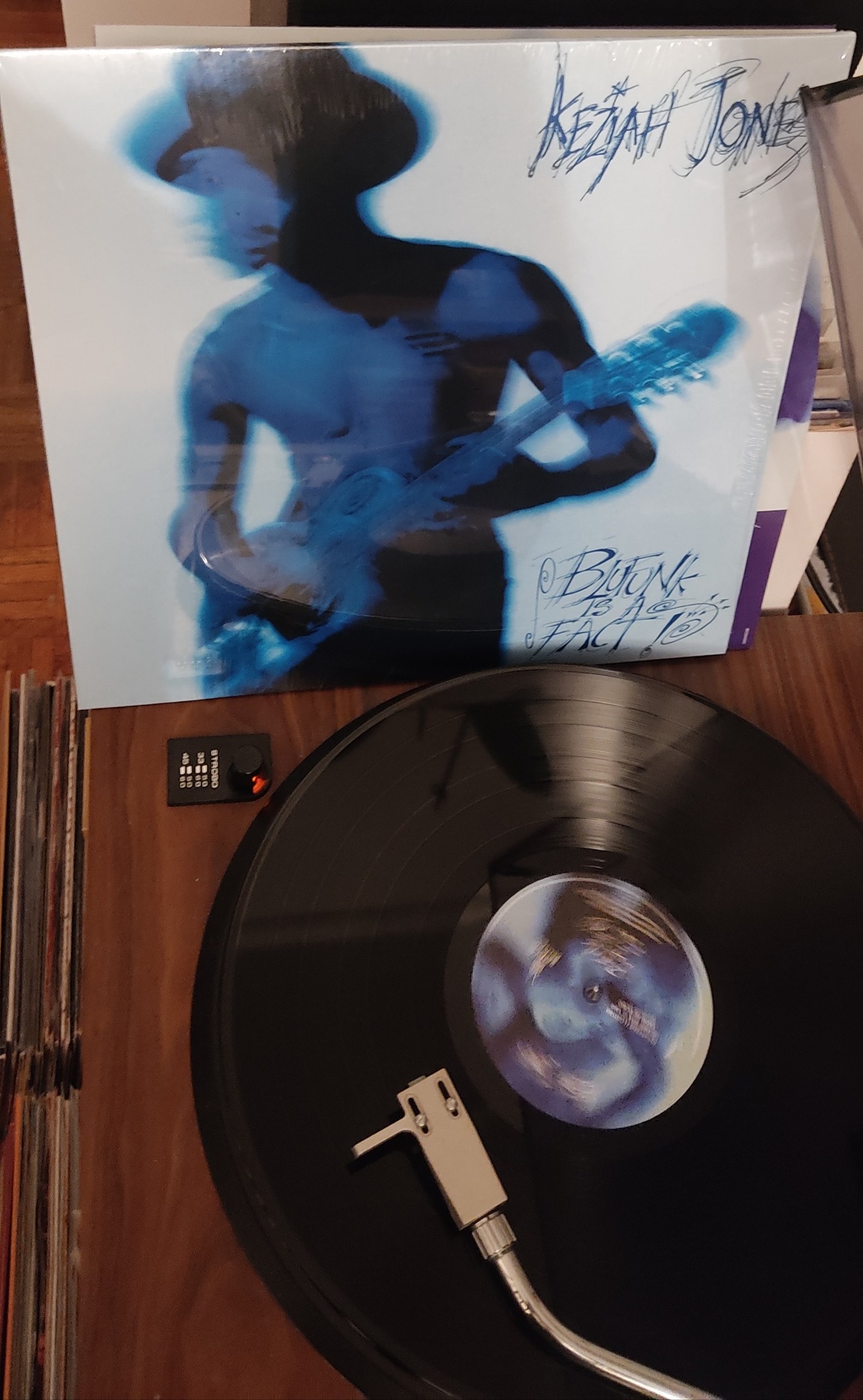 Keziah Jones - Blufunk is a Fact ! (1992, Delabel) https://youtu 