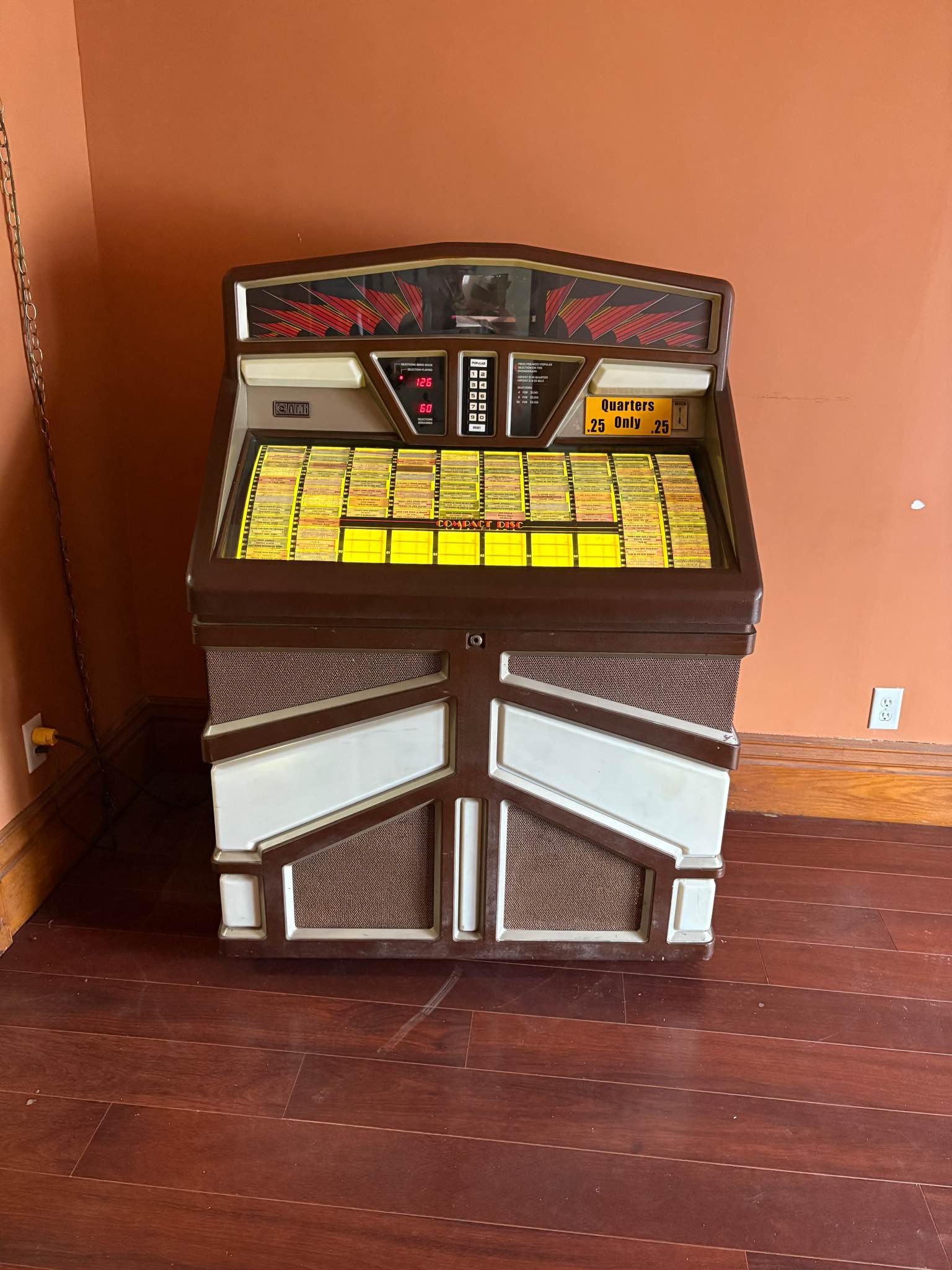 Vintage Rowe AMI R-92 Jukebox – Works | Late ’80s / Early ’90s Bar ...