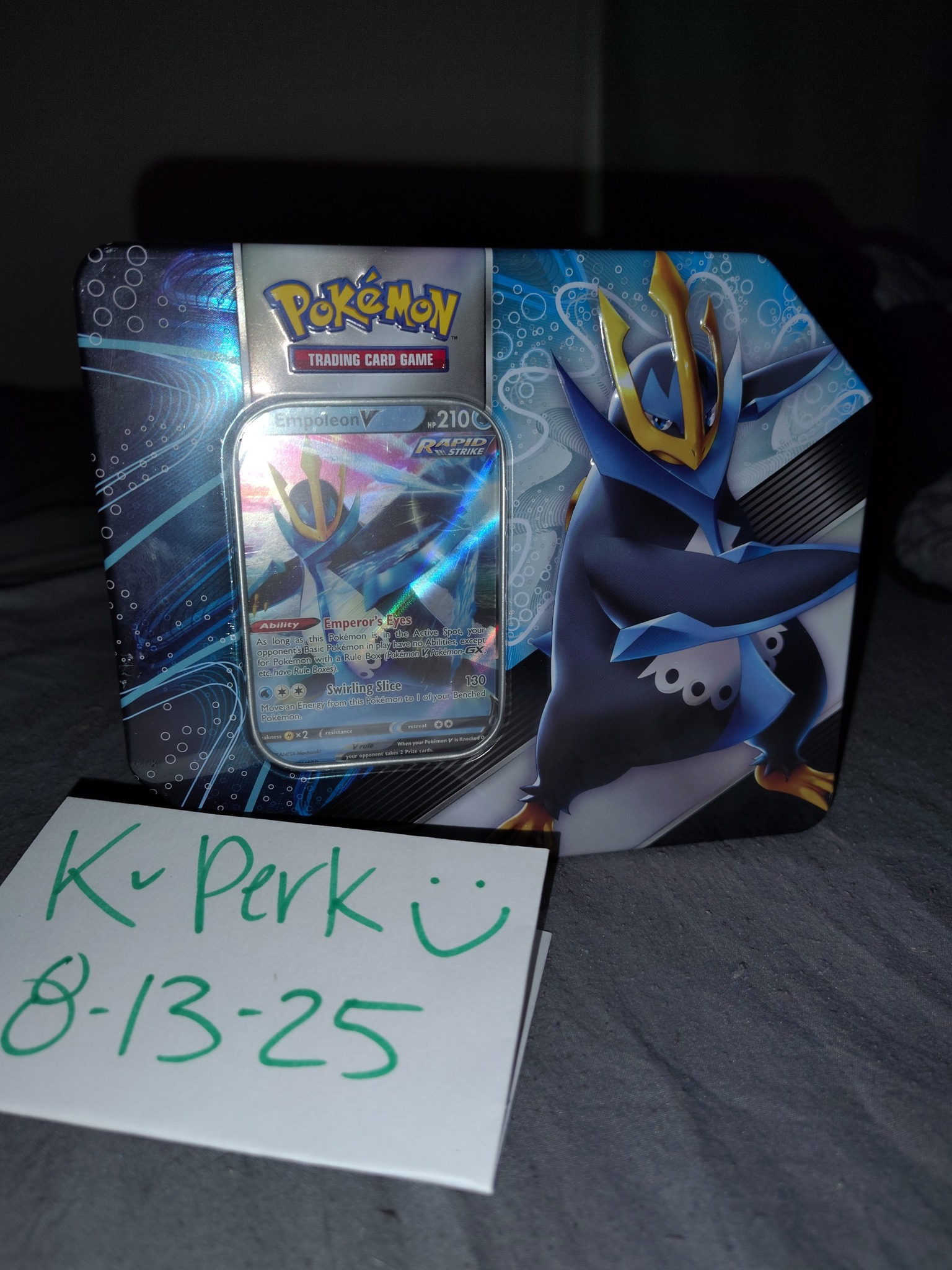 Pokémon Caja De Colección Tyranitar V (4 Sobres + Carta V