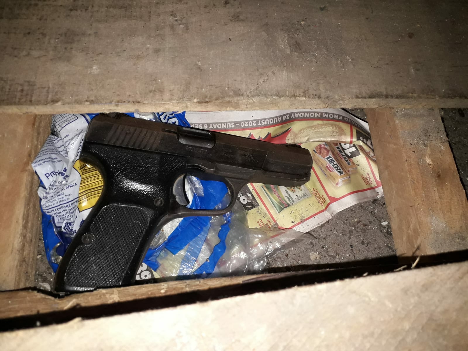 South African Police Service - Suspect (19) arrested for possession of ...