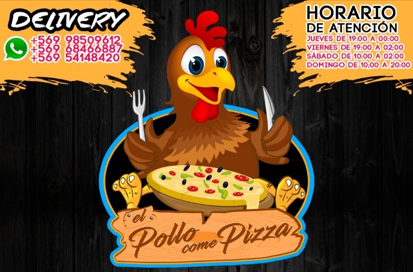 Pollos comiendo una variedad de ingredientes frescos