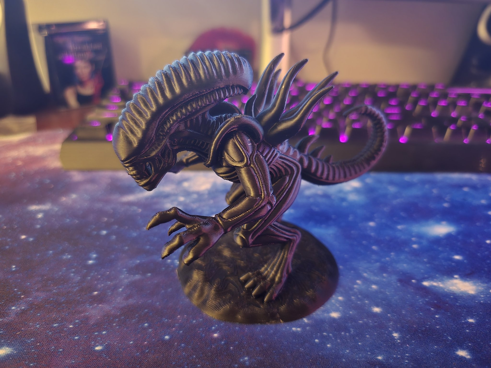 Original Xenomorph Hive Warrior Alien figure from 1998