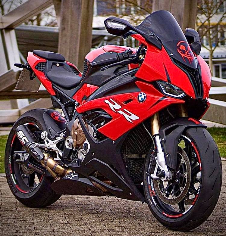 BMW S 1000 RR with the SC-PROJECT CR-T (Road Version) exhaust