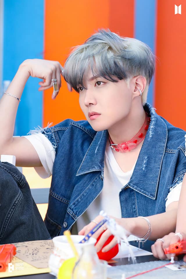 BTS 1st muster 創立式 フォトj-hope BTS 創立式 muster 1st フォトj-hope