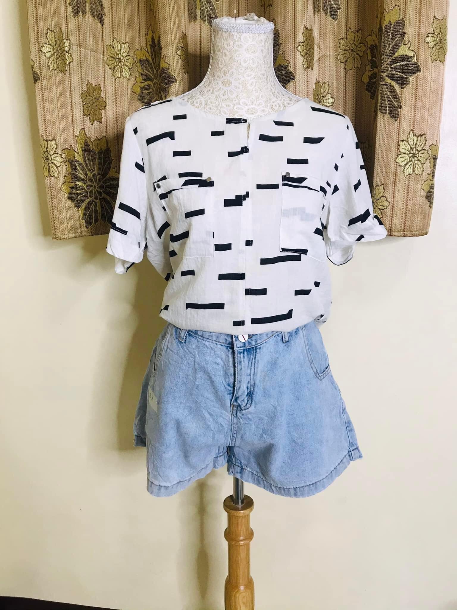 Dahlia's - SOLD Blouse: Small- Semi Large Short : Size 28-29 | Facebook