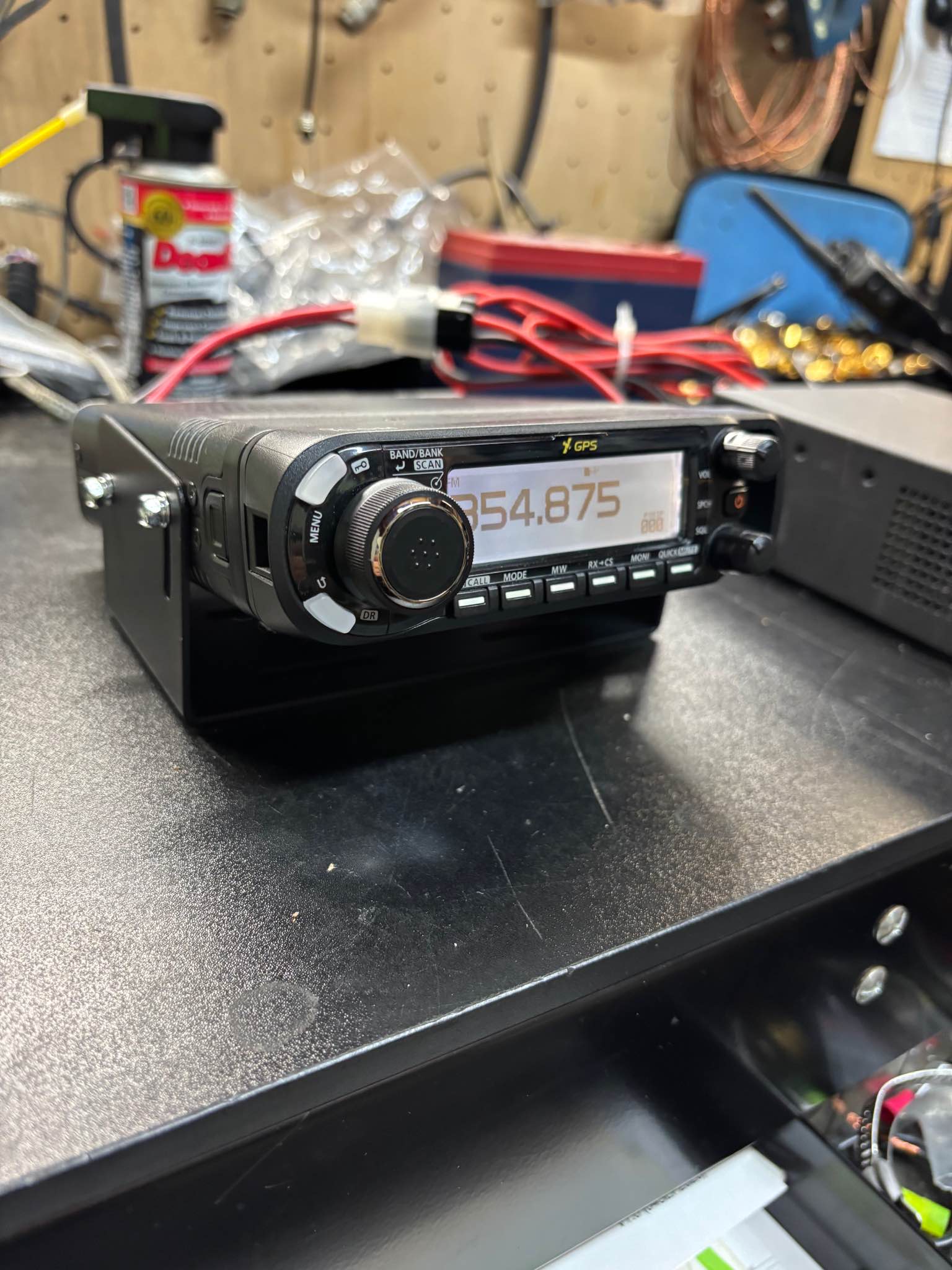 Icom ID-4100 d-star radio has mic, box, power cord. It is in