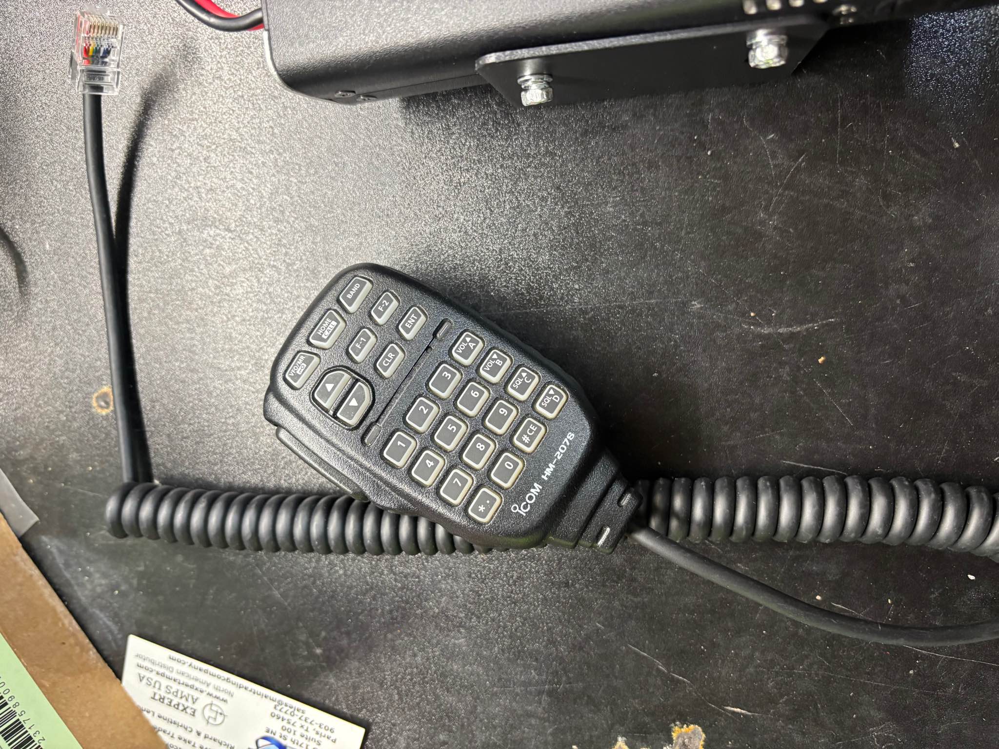 Icom ID-4100 d-star radio has mic, box, power cord. It is in