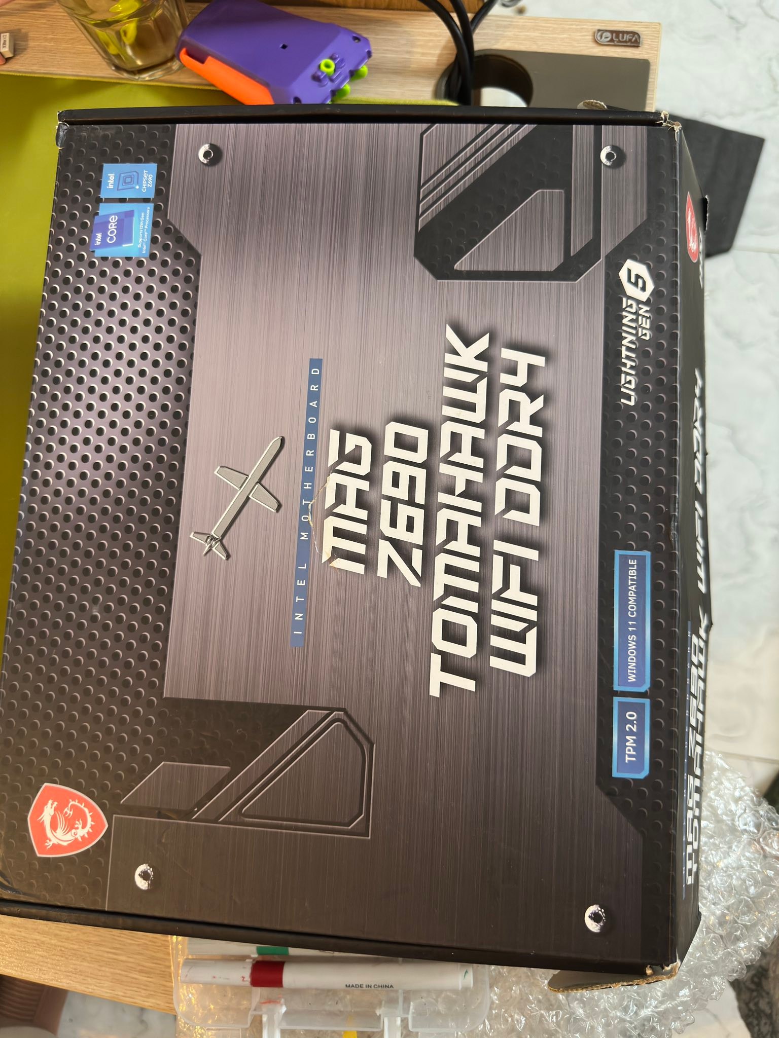 MAG Z690 Tomahawk Wifi D4 đẹp full hộp. 3tr2 bh 3 tháng